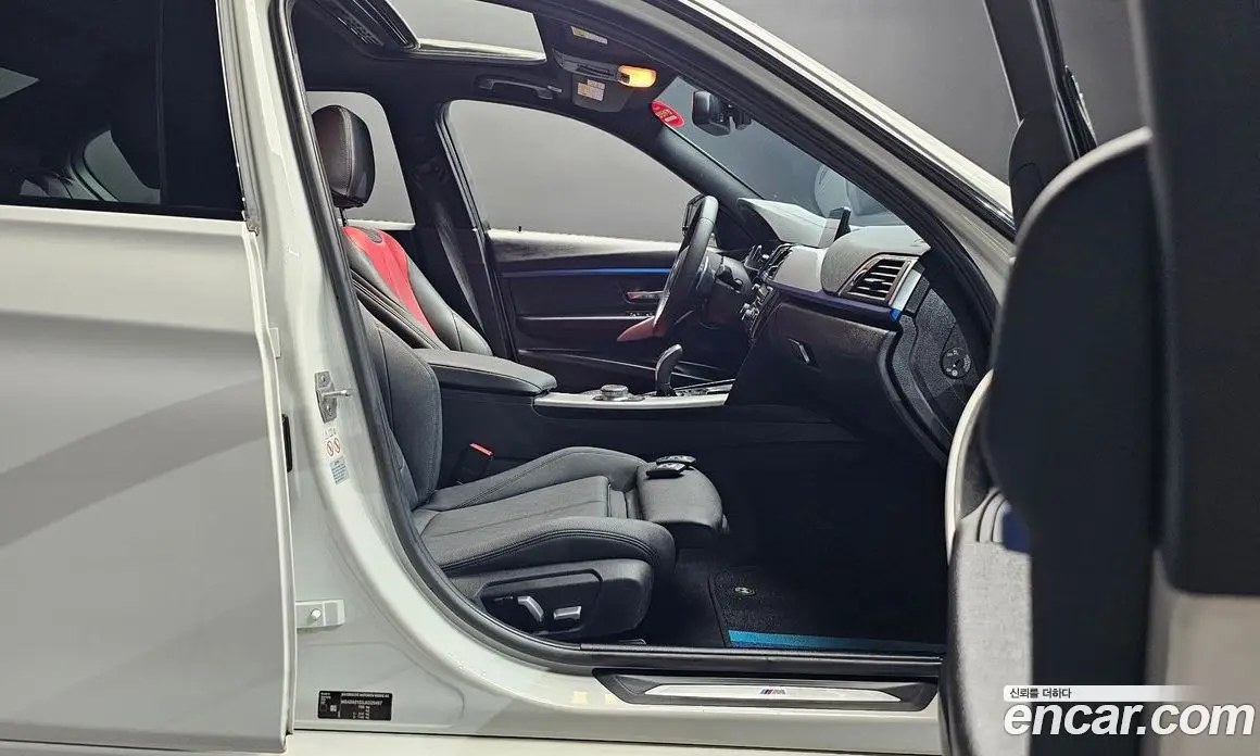 BMW 3 серия 2017 2.0 автомат (гидро), фото 16