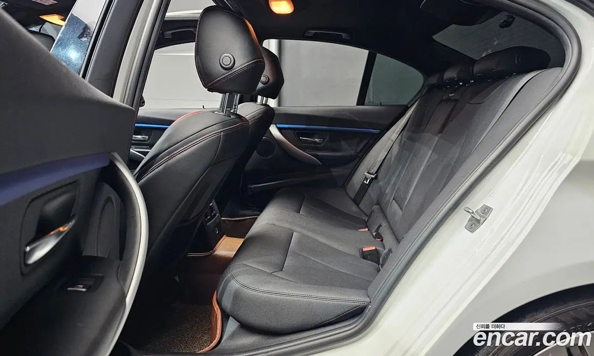 BMW 3 серия 2017 2.0 автомат (гидро), фото 18