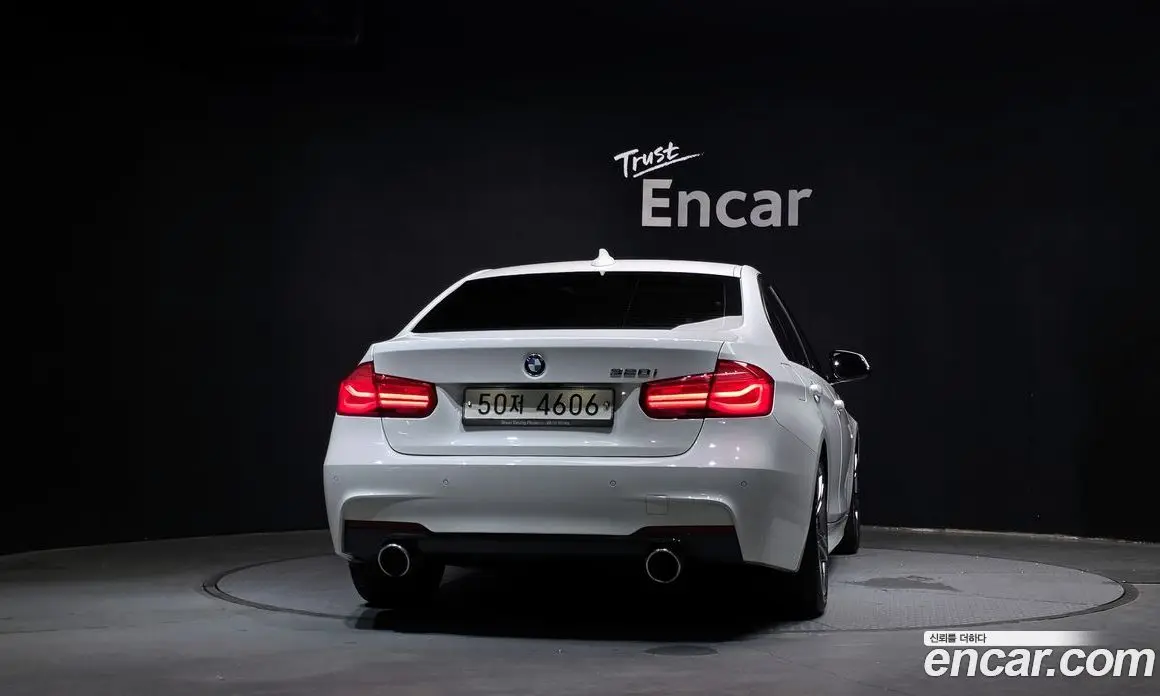 BMW 3 серия 2017 2.0 автомат (гидро), фото 4