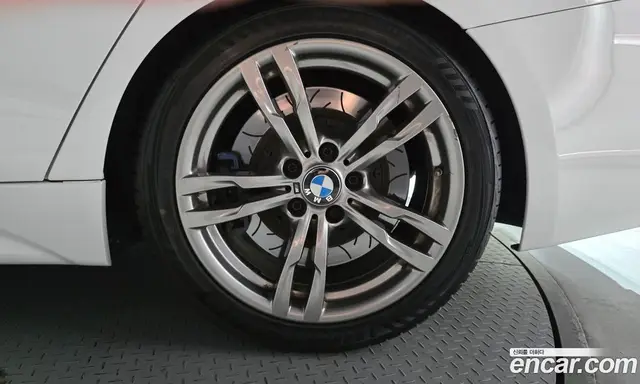 BMW 3 серия 2017 2.0 автомат (гидро), миниатюра 7