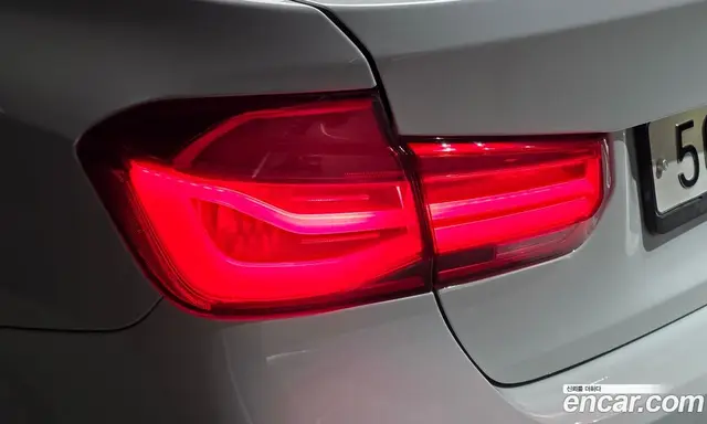 BMW 3 серия 2017 2.0 автомат (гидро), миниатюра 9