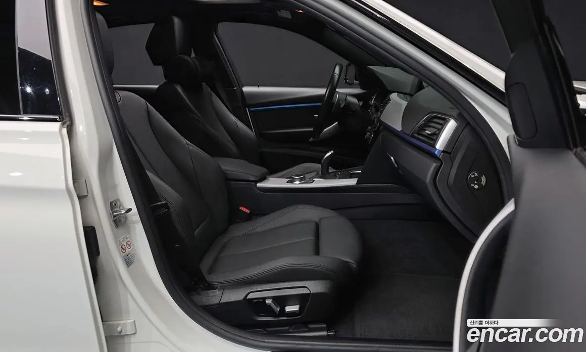 BMW 3 серия 2018 2.0 автомат (гидро), фото 16