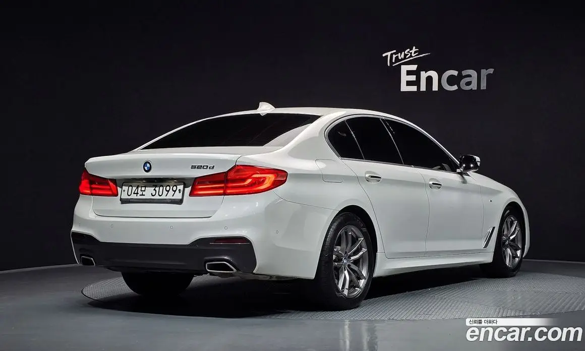 BMW 5 серия 2017 2.0 автомат (гидро), фото 2 BMW 5 серия 2017 2.0 автомат (гидро), фото 2