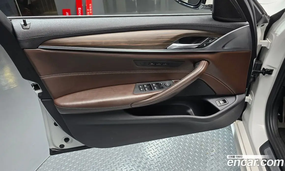 BMW 5 серия 2017 2.0 автомат (гидро), фото 14 BMW 5 серия 2017 2.0 автомат (гидро), фото 14