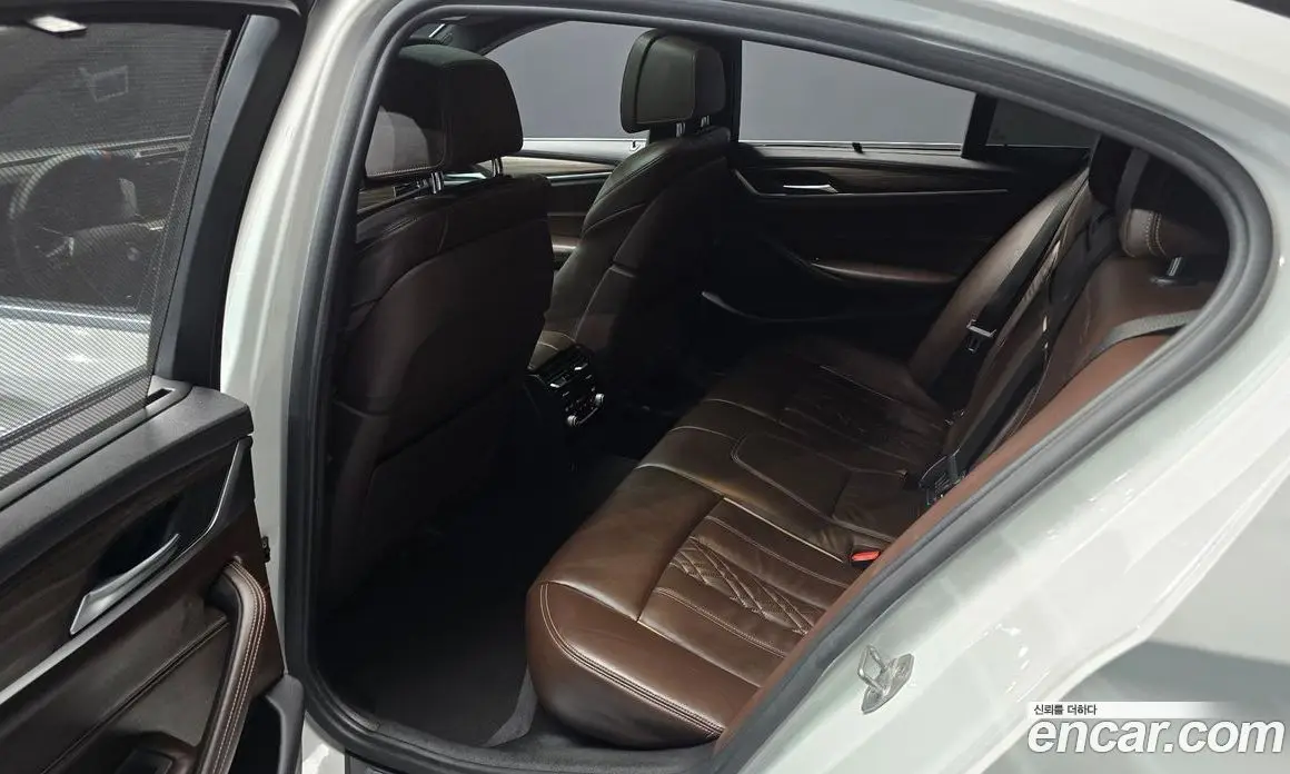 BMW 5 серия 2017 2.0 автомат (гидро), фото 16 BMW 5 серия 2017 2.0 автомат (гидро), фото 16