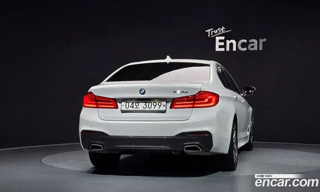 BMW 5 серия 2017 2.0 автомат (гидро), миниатюра 4 BMW 5 серия 2017 2.0 автомат (гидро), миниатюра 4