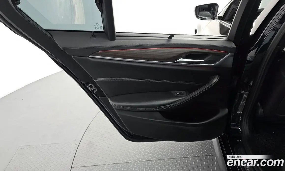 BMW 5 серия 2018 2.0 автомат (гидро), фото 15
