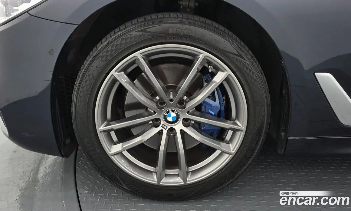 BMW 5 серия 2018 2.0 автомат (гидро), фото 5