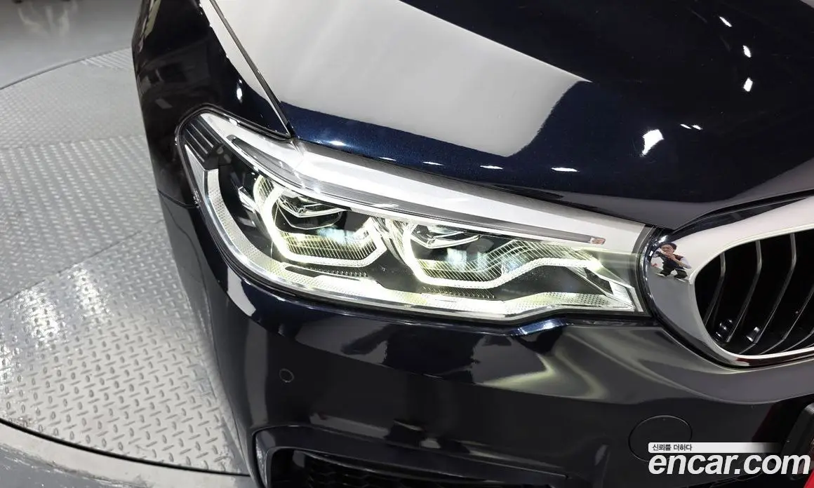 BMW 5 серия 2018 2.0 автомат (гидро), фото 8