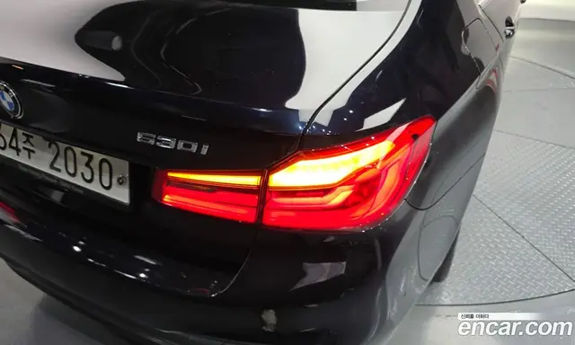 BMW 5 серия 2018 2.0 автомат (гидро), миниатюра 9