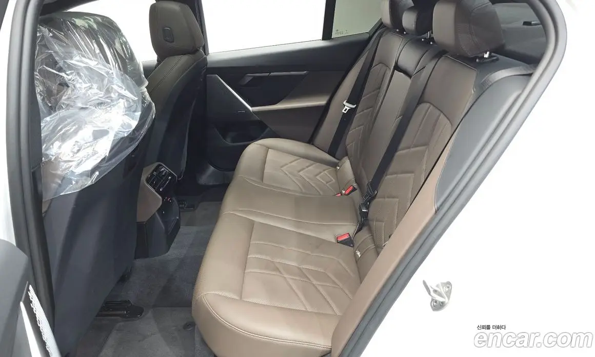 BMW 5 серия 2024 2.0 автомат (гидро), фото 17