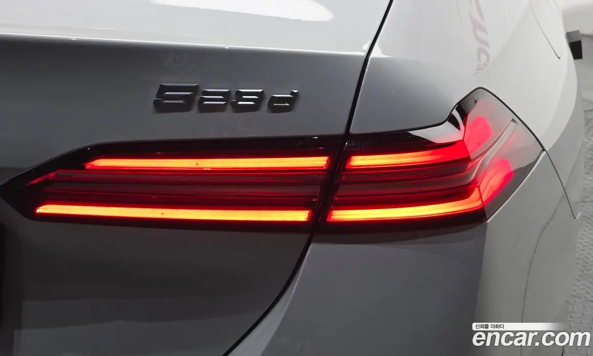 BMW 5 серия 2024 2.0 автомат (гидро), фото 9