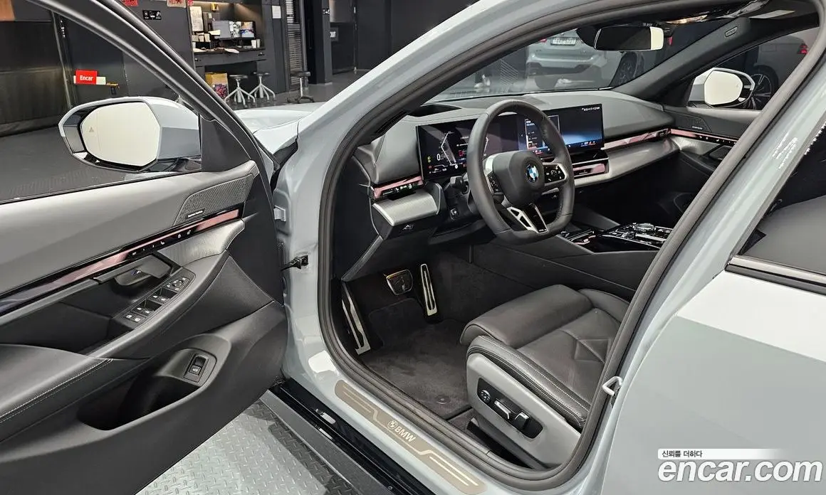 BMW 5 серия 2025 2.0 автомат (гидро), фото 13 BMW 5 серия 2025 2.0 автомат (гидро), фото 13