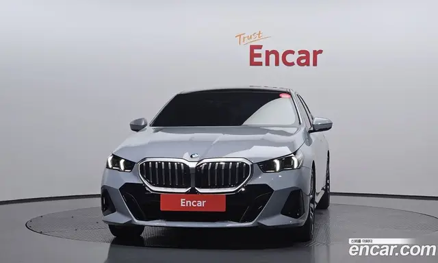 BMW 5 серия 2025 2.0 автомат (гидро), миниатюра 3 BMW 5 серия 2025 2.0 автомат (гидро), миниатюра 3