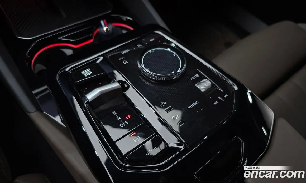 BMW 5 серия 2025 2.0 автомат (гидро), фото 12