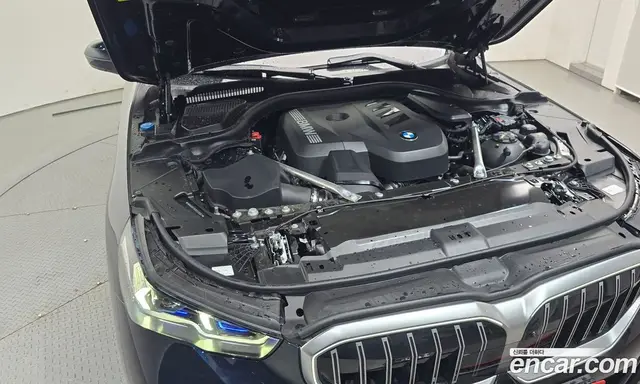 BMW 5 серия 2025 2.0 автомат (гидро), миниатюра 6