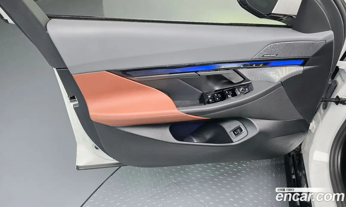 BMW 5 серия 2025 2.0 автомат (гидро), фото 14 BMW 5 серия 2025 2.0 автомат (гидро), фото 14