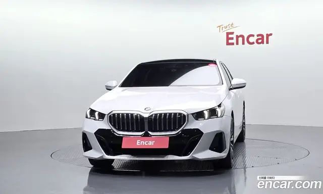 BMW 5 серия 2025 2.0 автомат (гидро), миниатюра 3 BMW 5 серия 2025 2.0 автомат (гидро), миниатюра 3