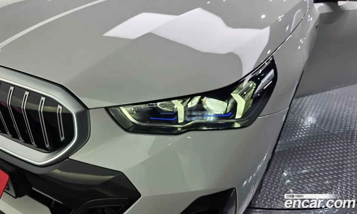BMW 5 серия 2025 2.0 автомат (гидро), фото 8 BMW 5 серия 2025 2.0 автомат (гидро), фото 8