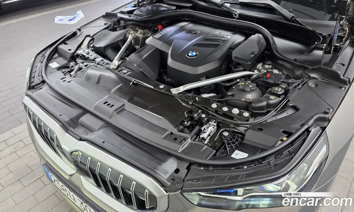 BMW 5 серия 2025 2.0 автомат (гидро), фото 6 BMW 5 серия 2025 2.0 автомат (гидро), фото 6