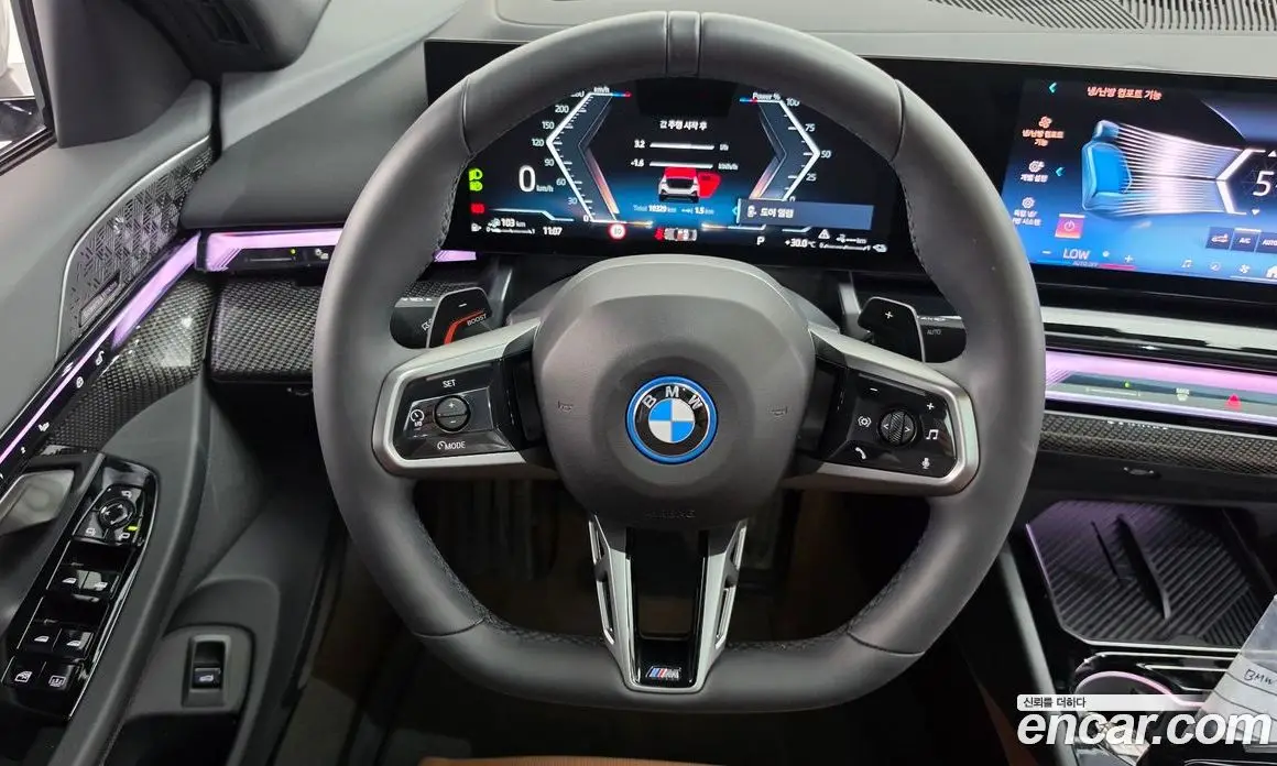 BMW 5 серия 2025 3.0 автомат (гидро), фото 19 BMW 5 серия 2025 3.0 автомат (гидро), фото 19