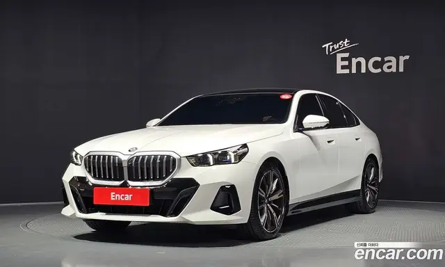 BMW 5 серия, 2025, 5 155 км
