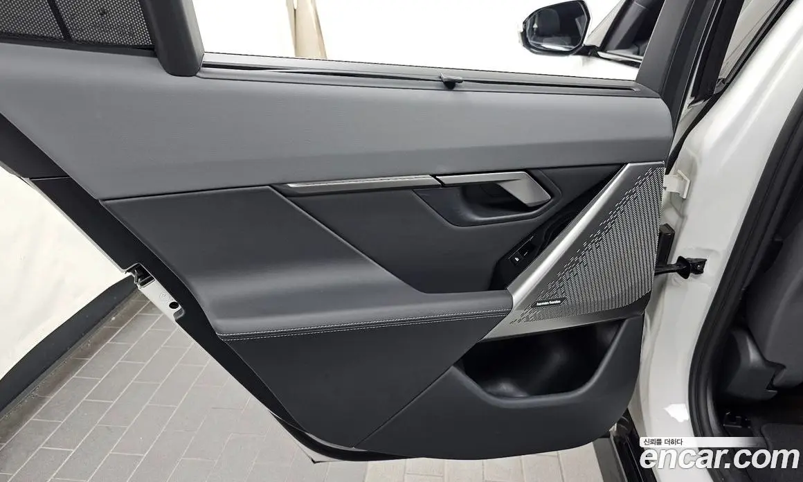 BMW 5 серия 2025 2.0 автомат (гидро), фото 15