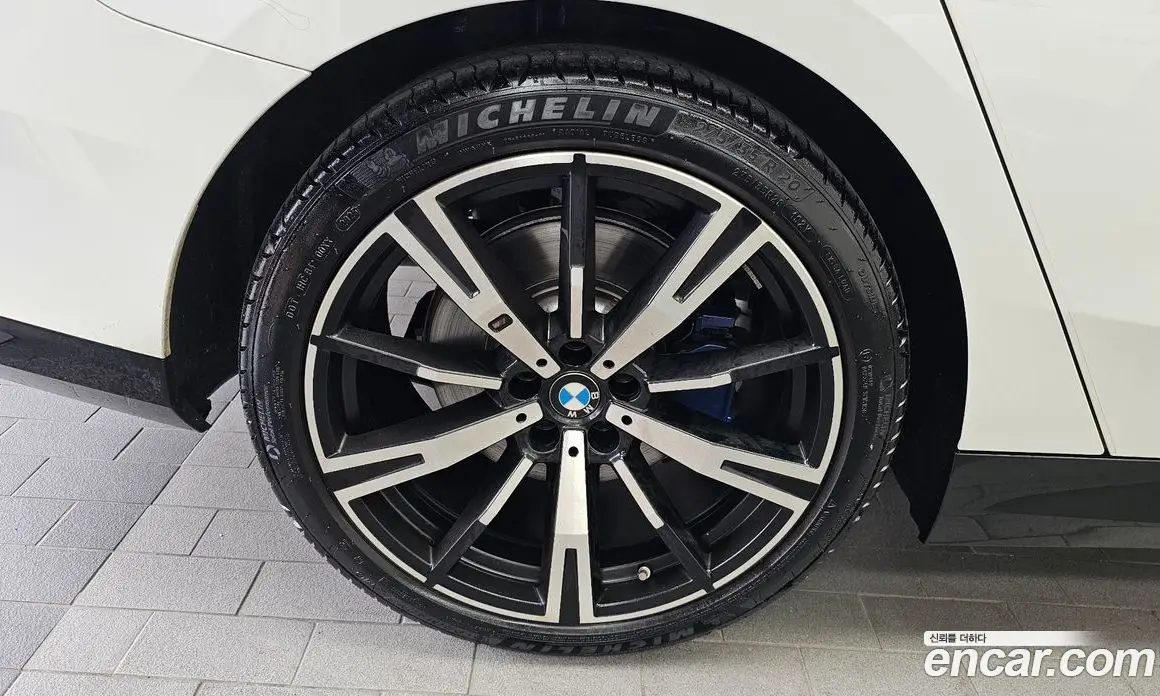 BMW 5 серия 2025 2.0 автомат (гидро), фото 5