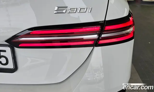 BMW 5 серия 2025 2.0 автомат (гидро), миниатюра 9