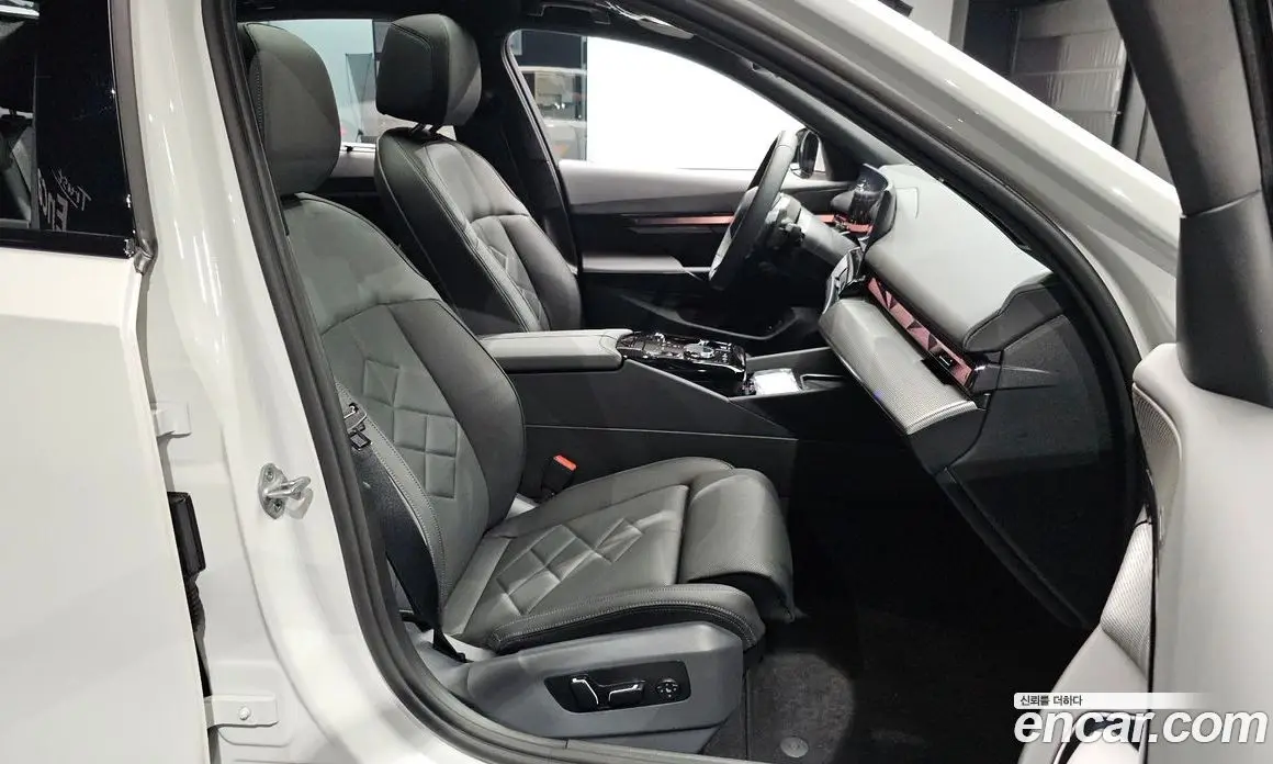 BMW 5 серия 2026 2.0 автомат (гидро), фото 18 BMW 5 серия 2026 2.0 автомат (гидро), фото 18