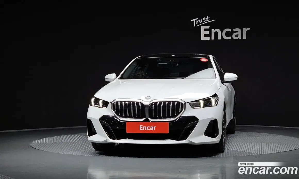 BMW 5 серия 2026 2.0 автомат (гидро), фото 3 BMW 5 серия 2026 2.0 автомат (гидро), фото 3