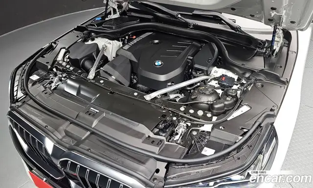 BMW 5 серия 2026 2.0 автомат (гидро), миниатюра 6 BMW 5 серия 2026 2.0 автомат (гидро), миниатюра 6