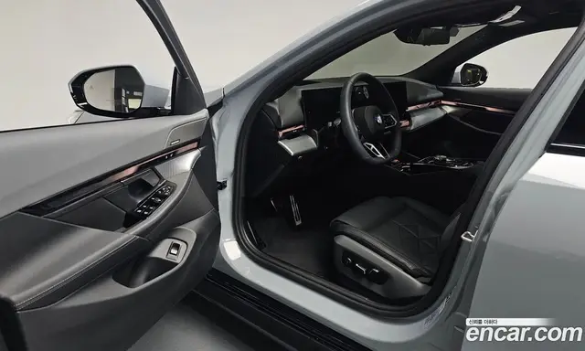 BMW 5 серия 2026 2.0 автомат (гидро), миниатюра 12