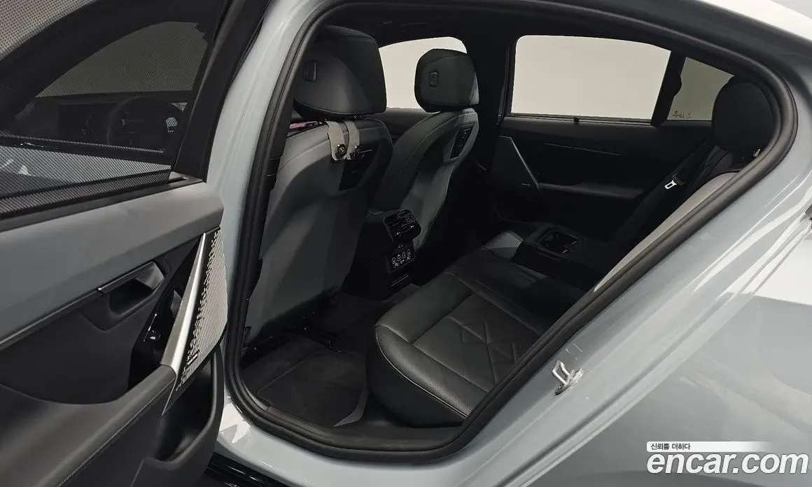 BMW 5 серия 2026 2.0 автомат (гидро), фото 15