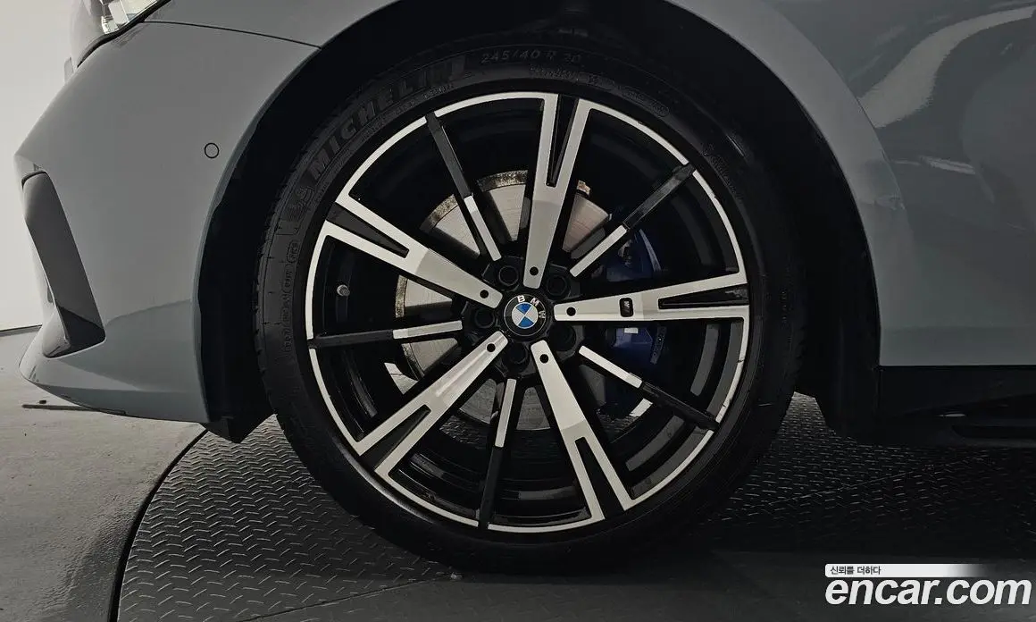 BMW 5 серия 2026 2.0 автомат (гидро), фото 4