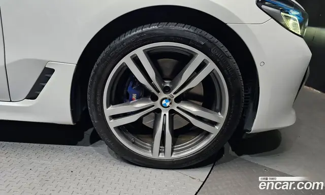 BMW 6 серия 2022 3.0 автомат (гидро), миниатюра 7 BMW 6 серия 2022 3.0 автомат (гидро), миниатюра 7