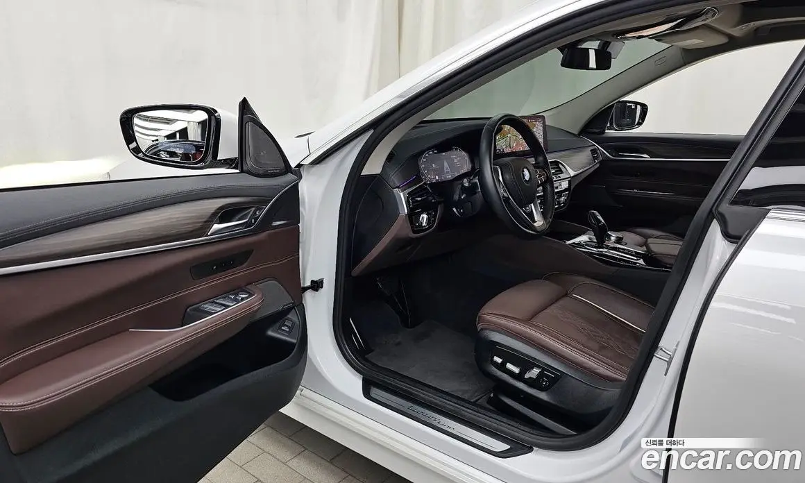 BMW 6 серия 2024 2.0 автомат (гидро), фото 13