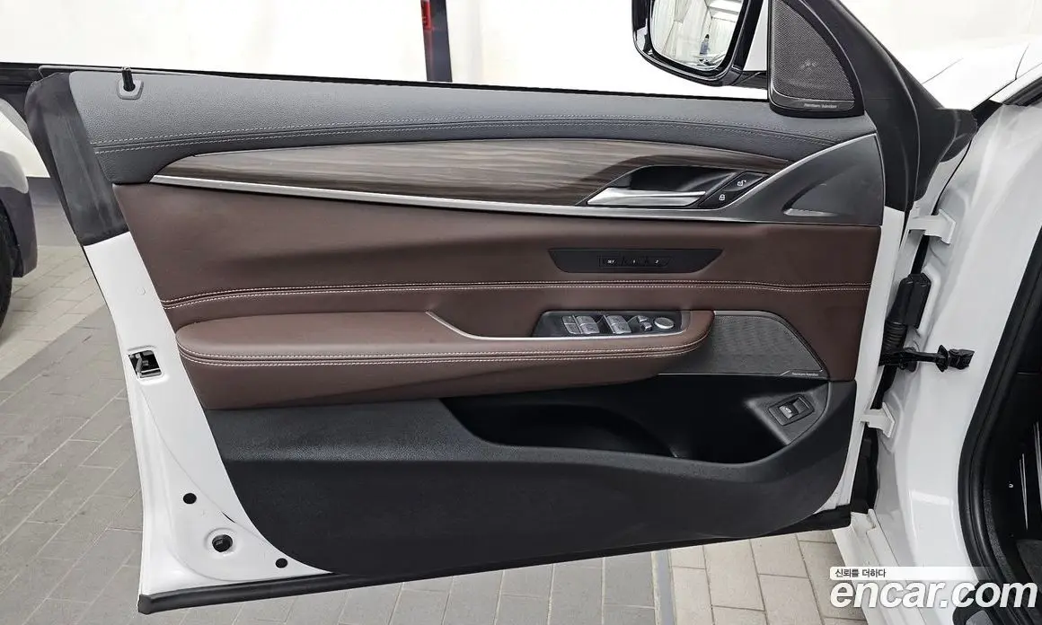 BMW 6 серия 2024 2.0 автомат (гидро), фото 14