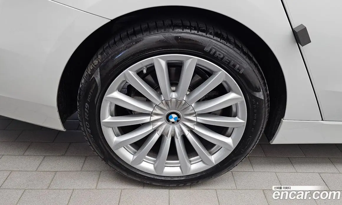 BMW 6 серия 2024 2.0 автомат (гидро), фото 5