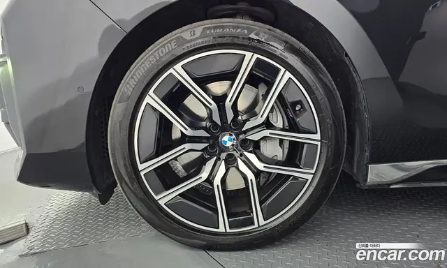 BMW 7 серия 2024 3.0 автомат (гидро), миниатюра 5