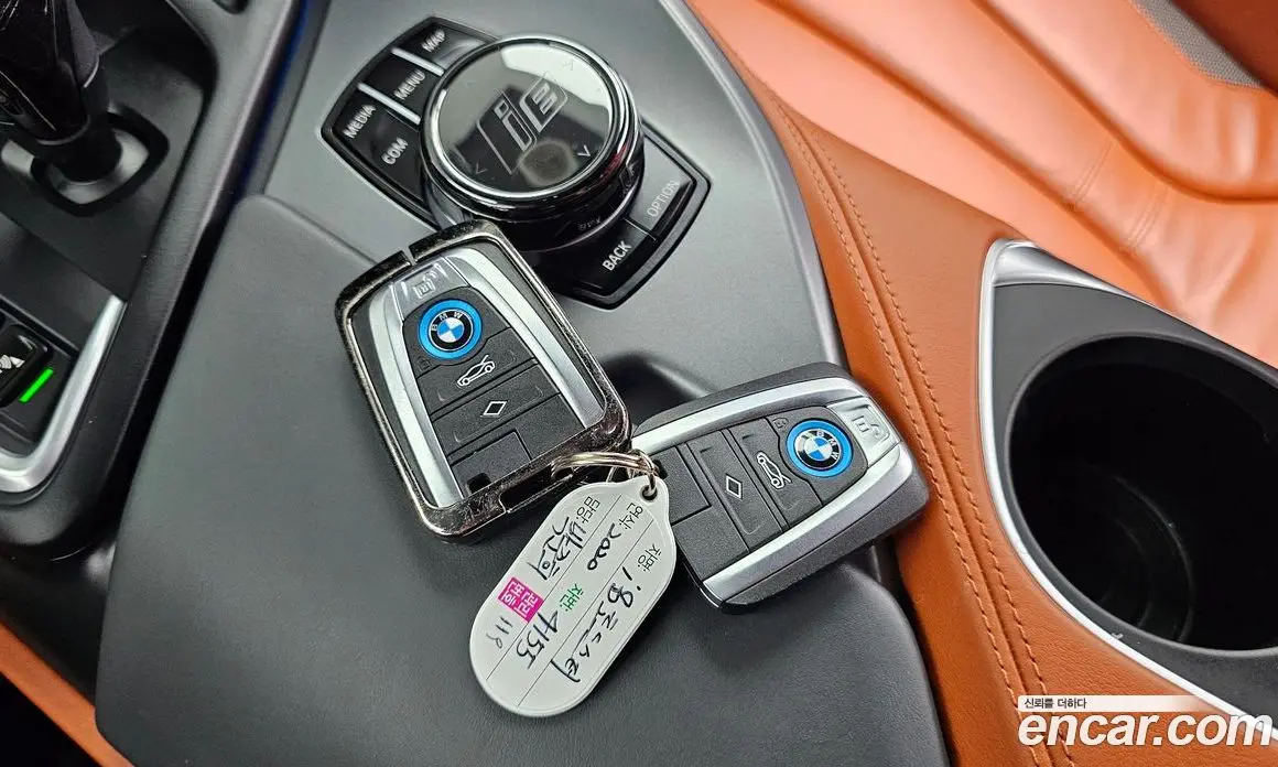 BMW i8 2019 1.5 автомат (гидро), фото 16