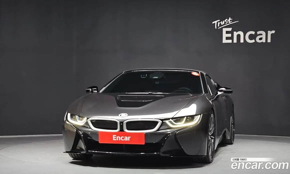 BMW i8 2019 1.5 автомат (гидро), фото 3