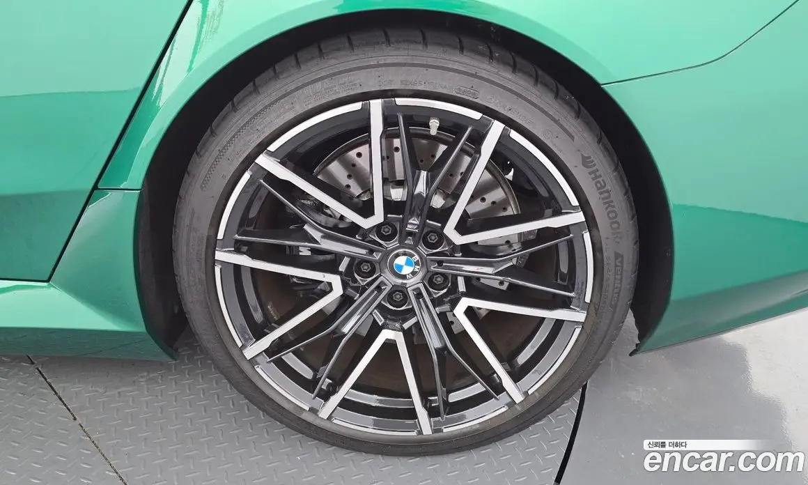 BMW M5 2026 4.4 автомат (гидро), фото 6