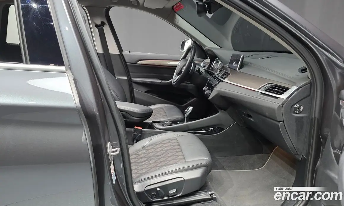 BMW X1 2021 2.0 автомат (гидро), фото 16 BMW X1 2021 2.0 автомат (гидро), фото 16
