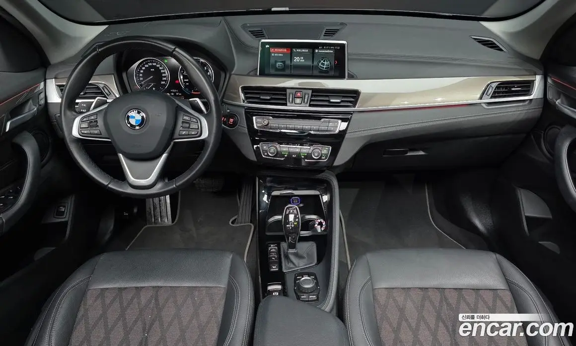 BMW X1 2021 2.0 автомат (гидро), фото 9 BMW X1 2021 2.0 автомат (гидро), фото 9