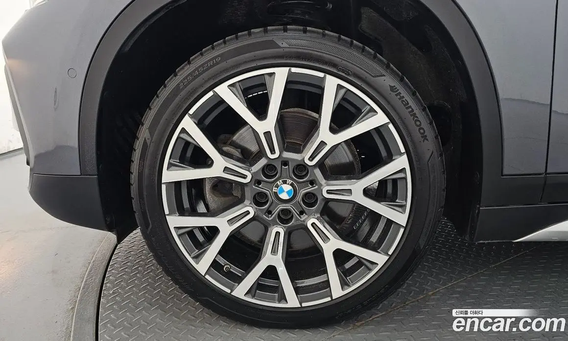 BMW X1 2022 2.0 автомат (гидро), фото 5 BMW X1 2022 2.0 автомат (гидро), фото 5