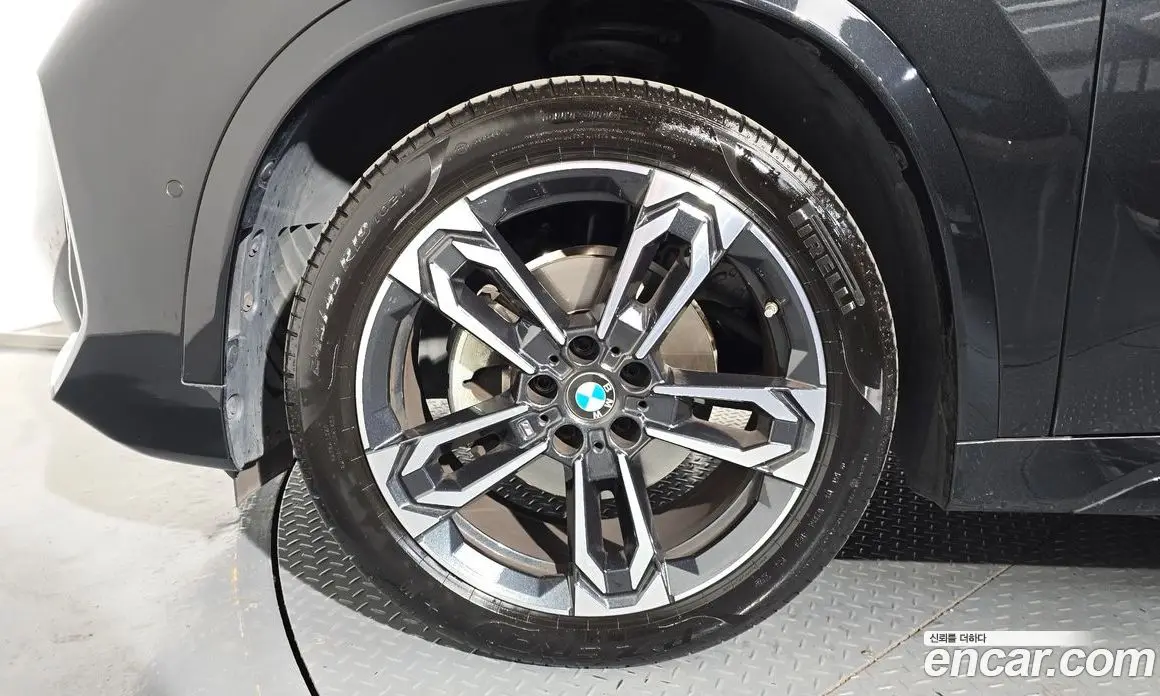 BMW X1 2023 2.0 автомат (гидро), фото 5