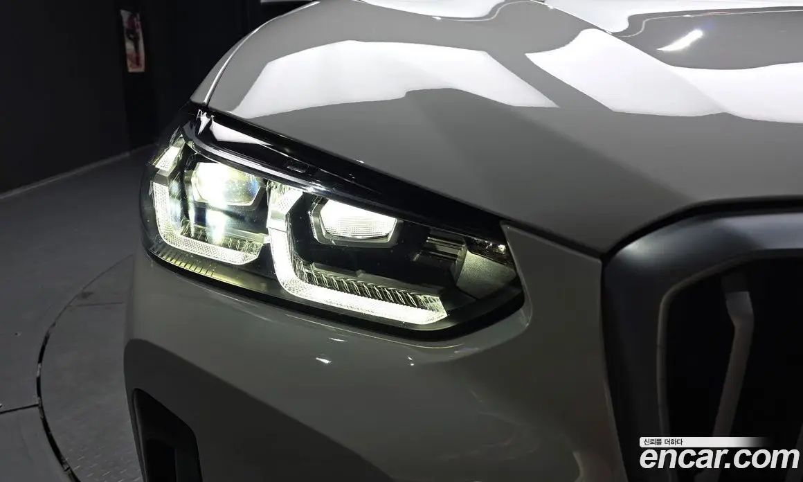 BMW X3 2022 2.0 автомат (гидро), фото 8