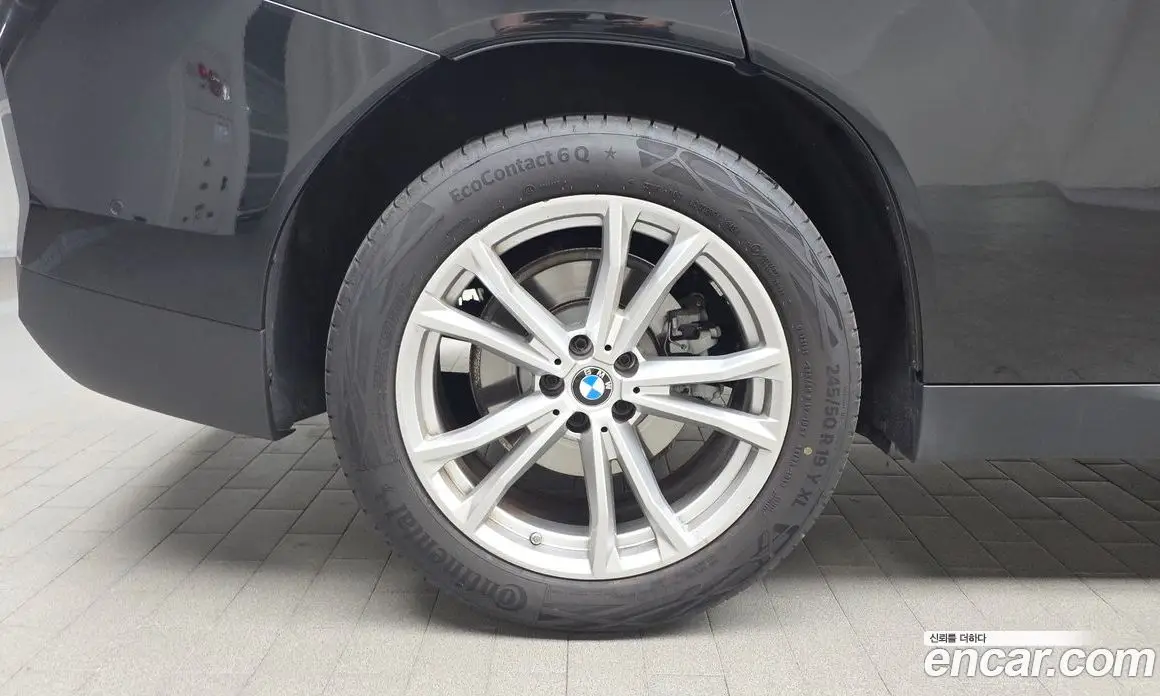 BMW X3 2025 2.0 автомат (гидро), фото 5 BMW X3 2025 2.0 автомат (гидро), фото 5