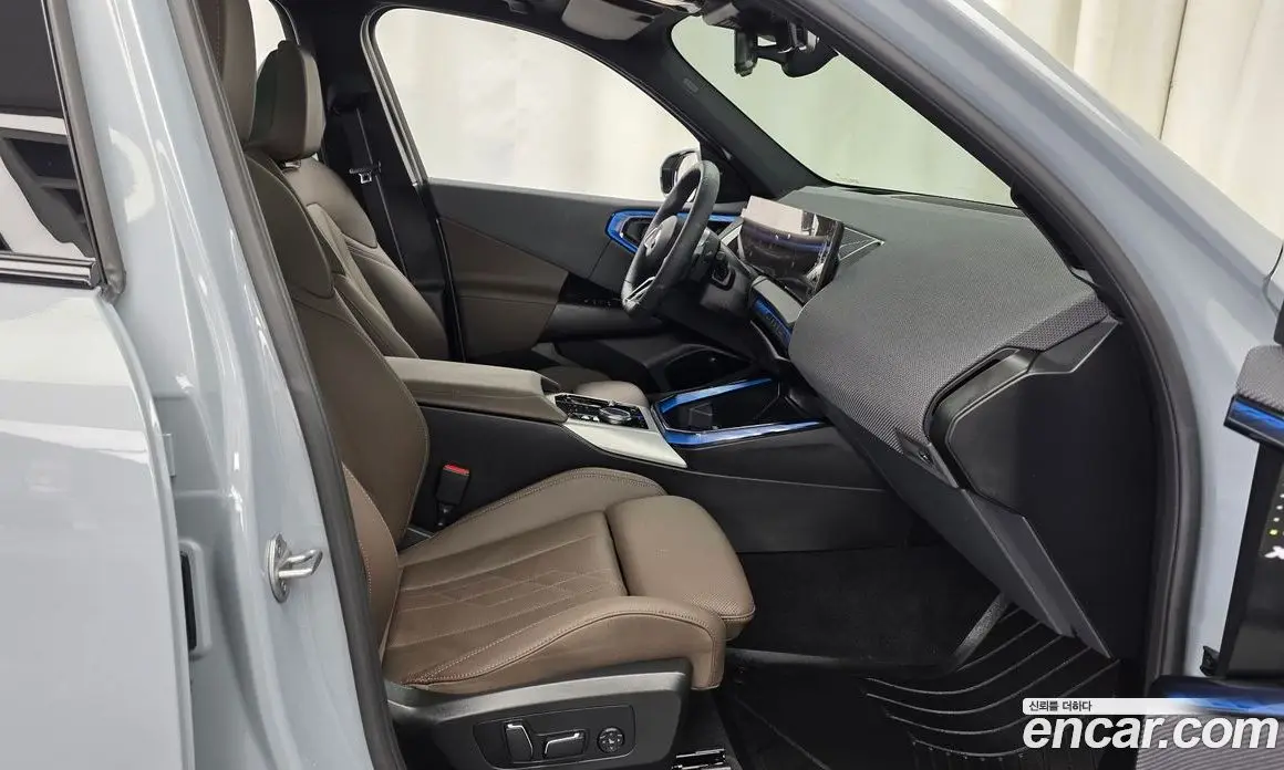 BMW X3 2025 2.0 автомат (гидро), фото 16 BMW X3 2025 2.0 автомат (гидро), фото 16